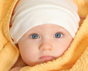Neutral Newborn Baby 8 Pc Layette Baby Shower Gift
