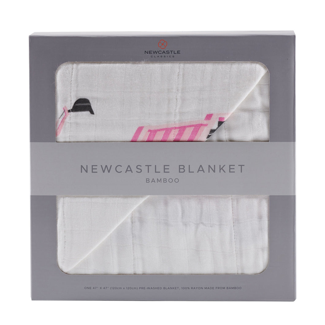 Pink Dig and White Newcastle Blanket