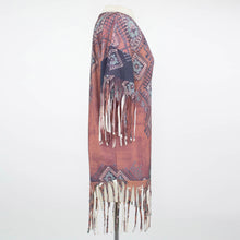 Load image into Gallery viewer, Tribal Print Fringe Finish Top - Burgundy
